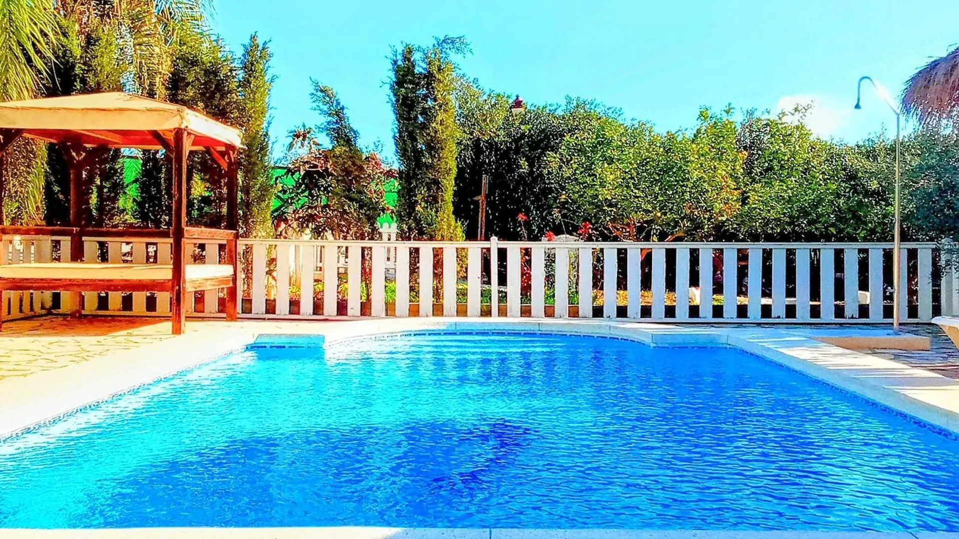 Les 3 Aigles Maison Avec Piscine Privee 0*, Coin Spain