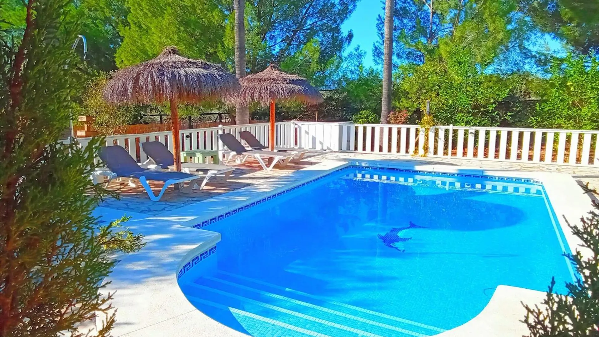 Les 3 Aigles Maison Avec Piscine Privee location